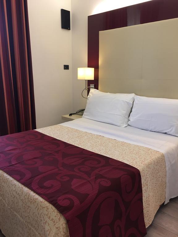 Albergo Panorama ฟรัสกาตี ภายนอก รูปภาพ